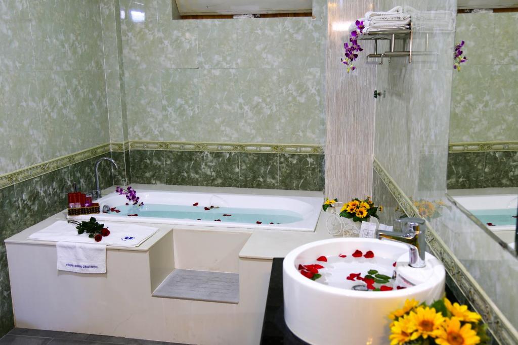 Koupelna v ubytování Thành Hoàng Châu Boutique Hotel