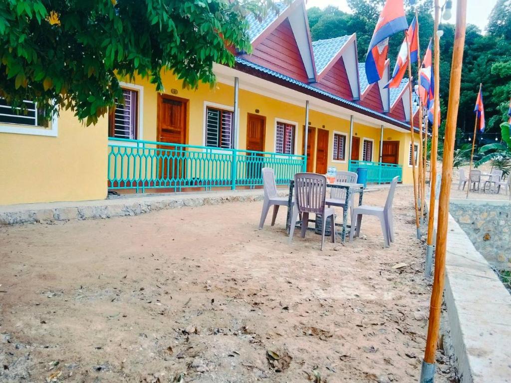 Koh Rong Sunrise Homestay