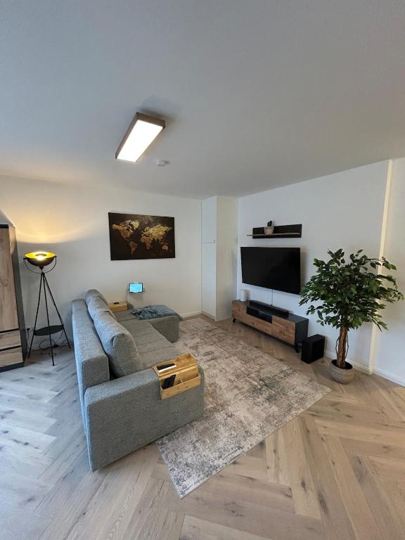 Bright apartment with terrace near Schönbrunn
