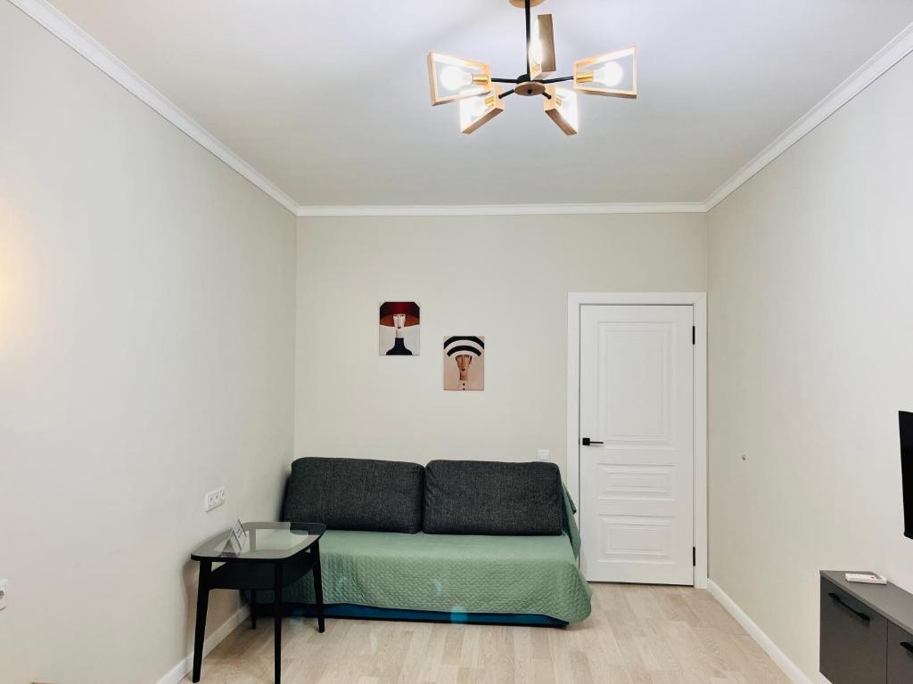 لابی و فضای عمومی Cozy Modern Akvarel Apt - تصویر ۵