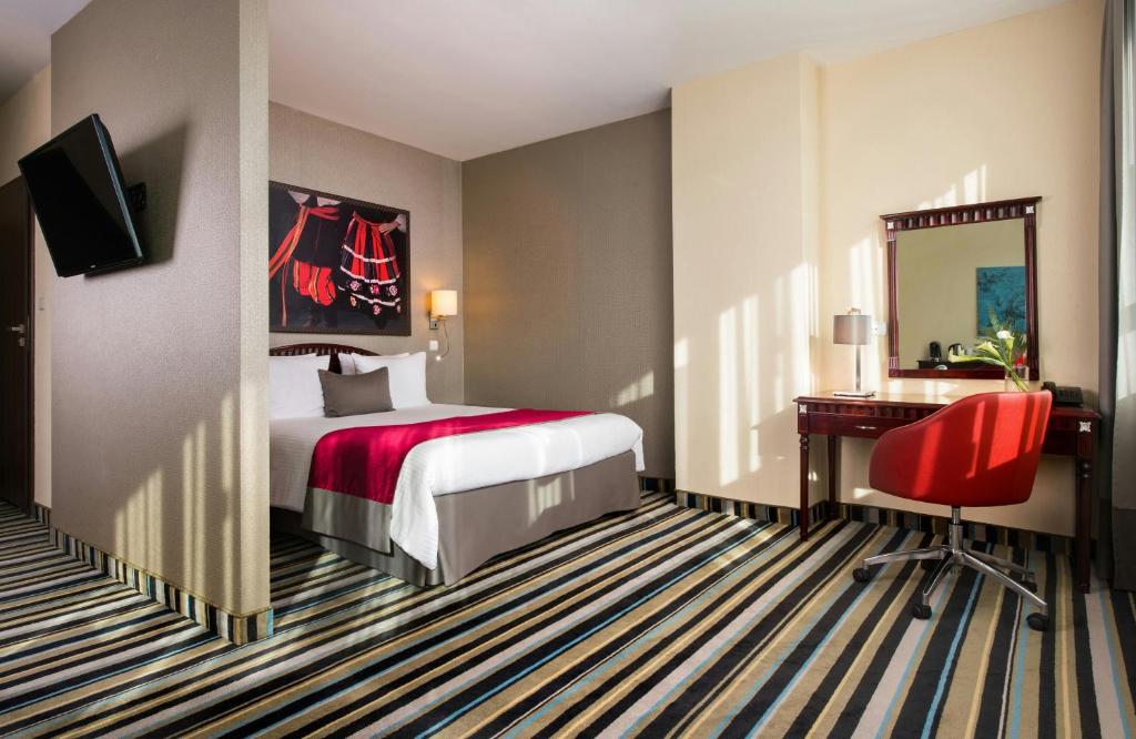 Leonardo Royal Hotel Warsaw - Junior Suite Triple