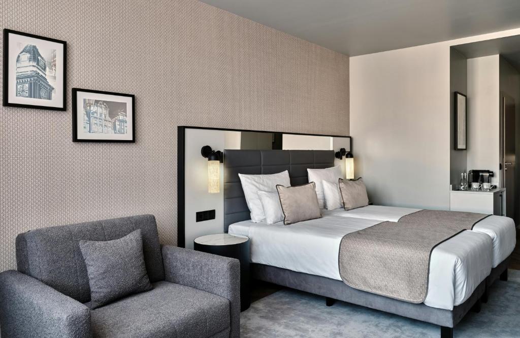 Leonardo Royal Hotel Warsaw - Executive Triple Room