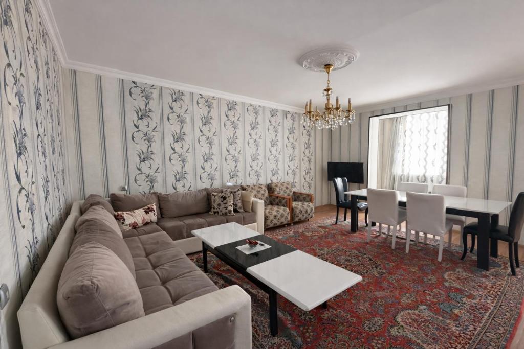 Nakhchivan CenteRent