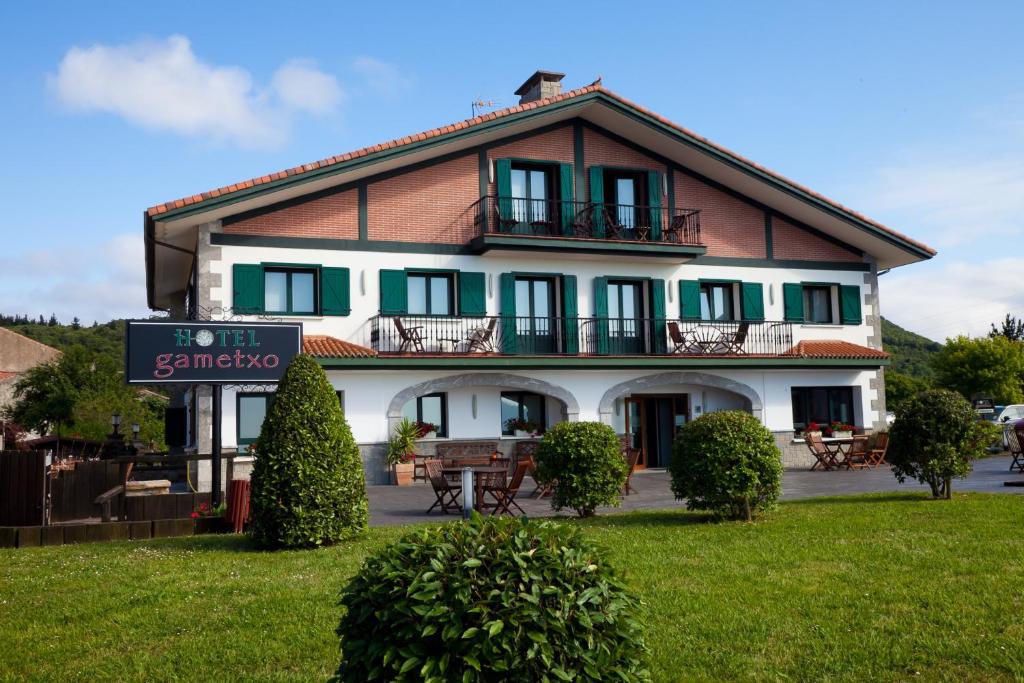 Budova, kde se the country house nachází