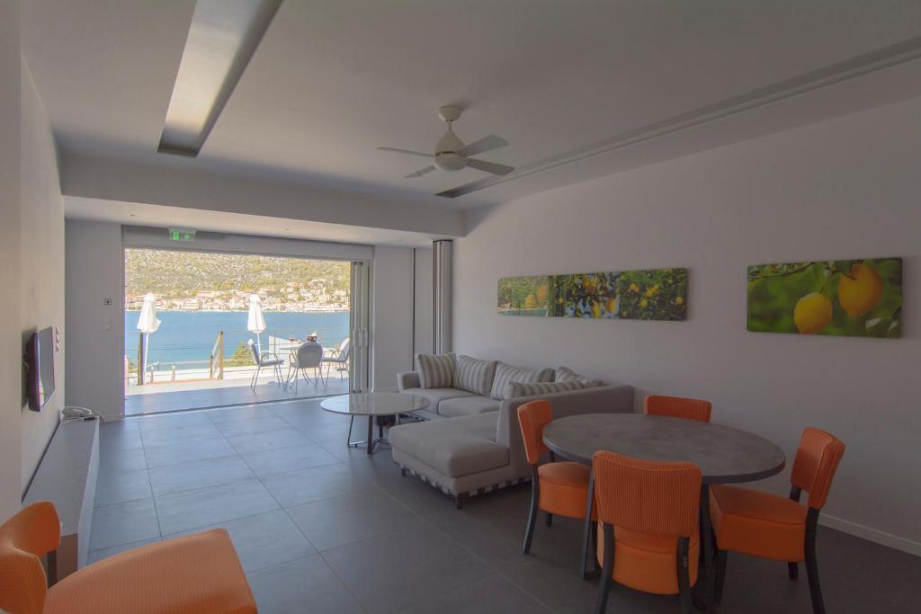 Lavender Cove - 