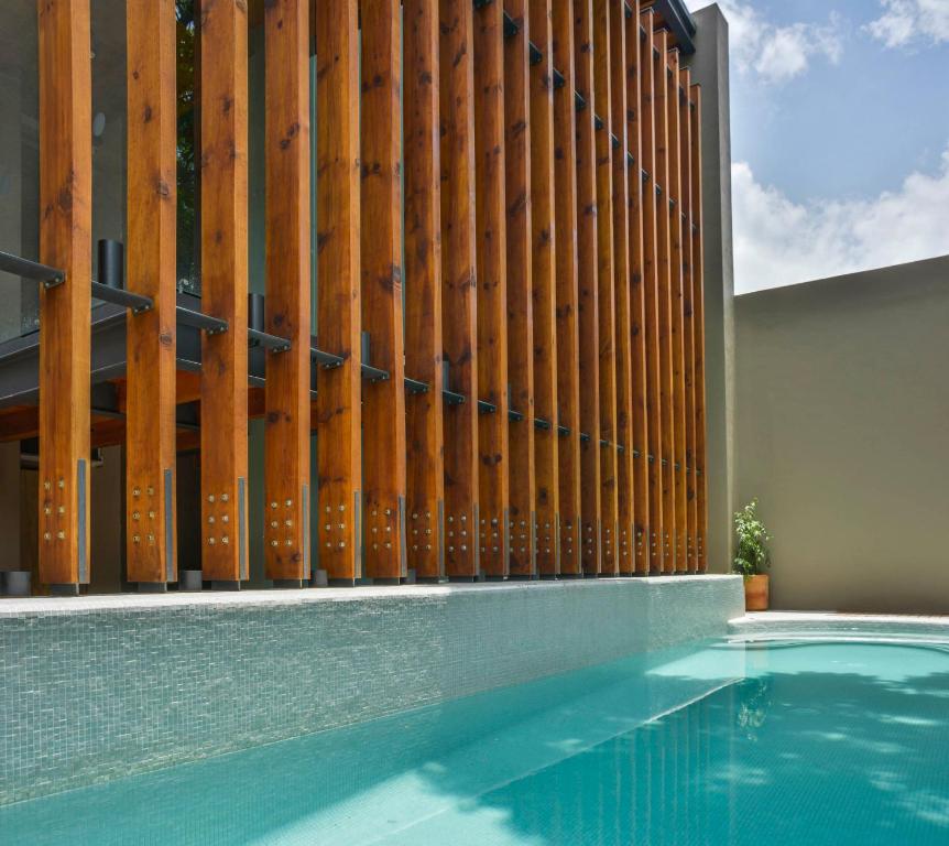 Bazén v ubytování Hotel Criol nebo v jeho okolí