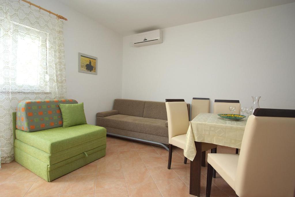 Część wypoczynkowa w obiekcie Apartments Novalja