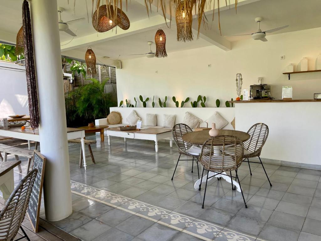 The Bingin Beach Villas' Bungalow Resort - 4