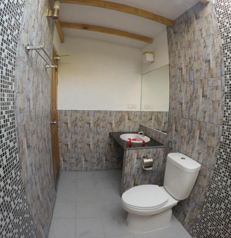 Holiday Cottage Thoddoo, Maldives - 8