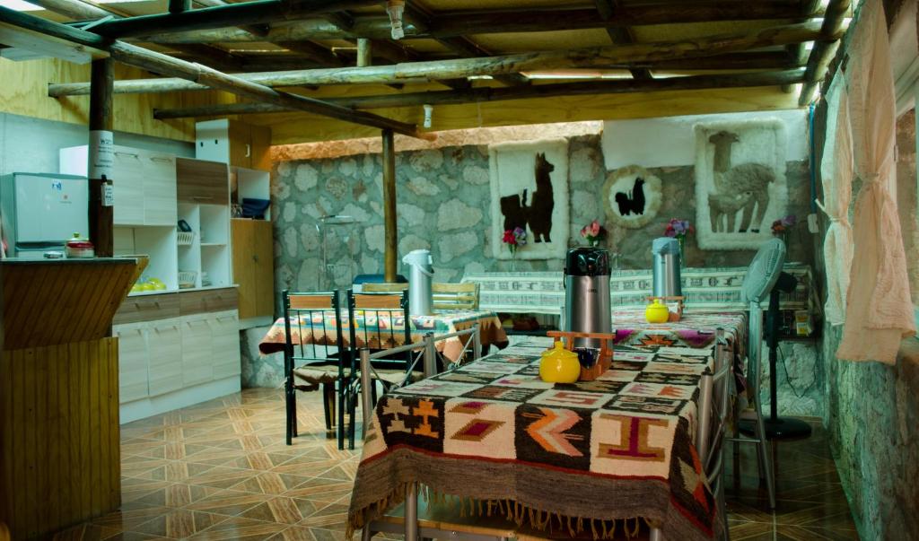 Kuchyň nebo kuchyňský kout v ubytování Hostal Kirckir