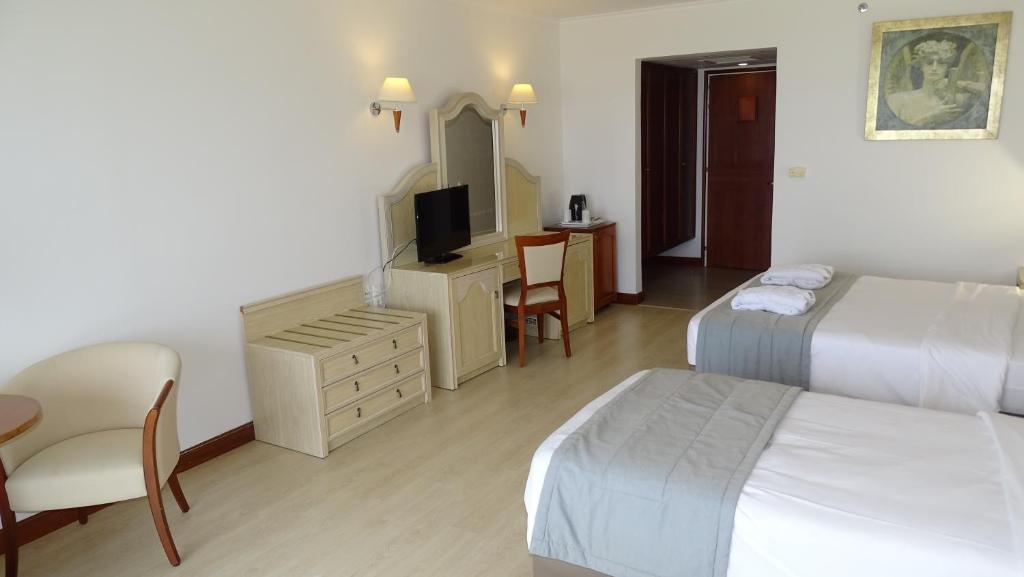 Kipriotis Panorama Hotel & Suites - 