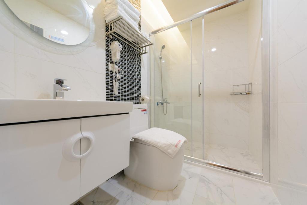 安可的家 屏東縣民宿0497 恆春老街 恆春夜市 自行車友善 - Quadruple Room With Shower