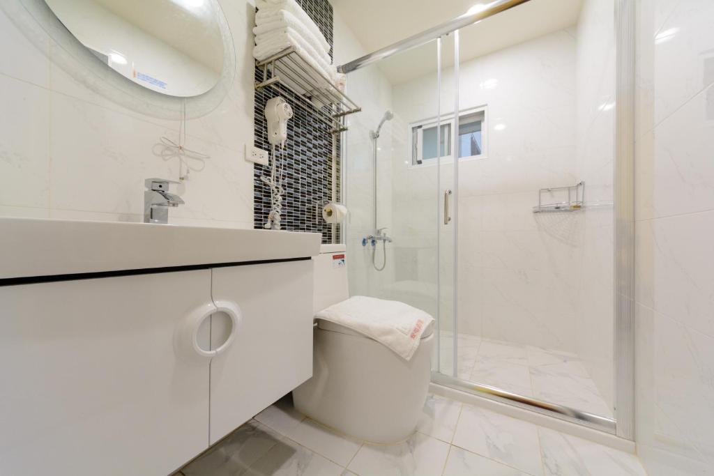 安可的家 屏東縣民宿0497 恆春老街 恆春夜市 自行車友善 - Quadruple Room With Shower
