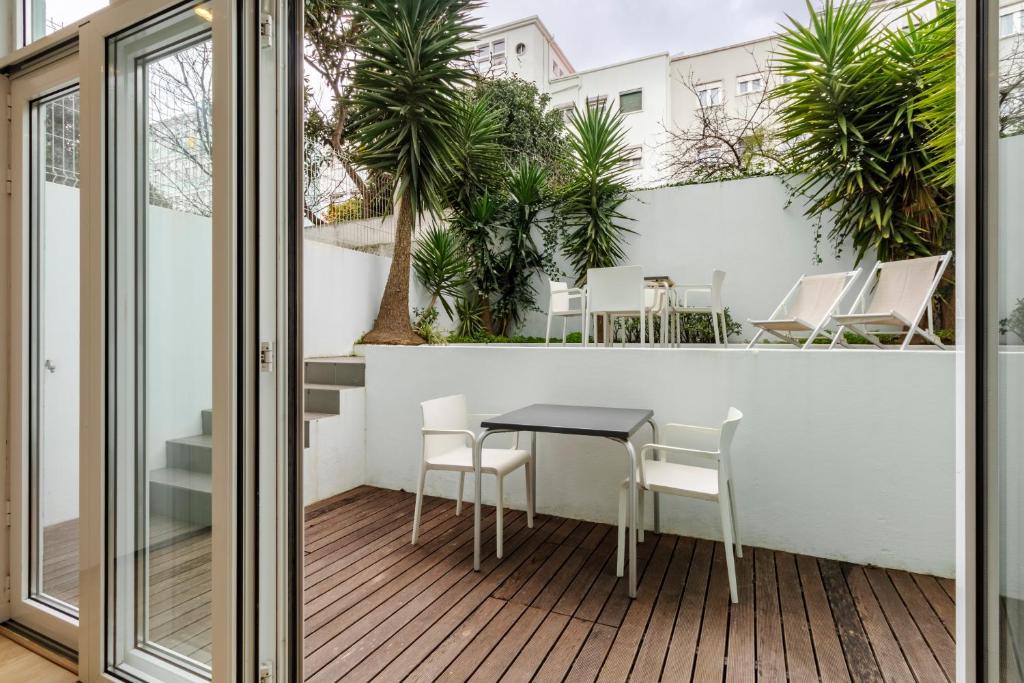 Garden Terrace - Lisbon City Retreat