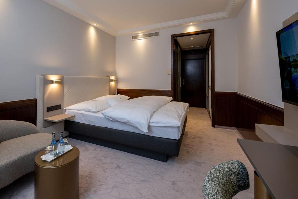 Insel-Hotel Heilbronn - Deluxe Double Room