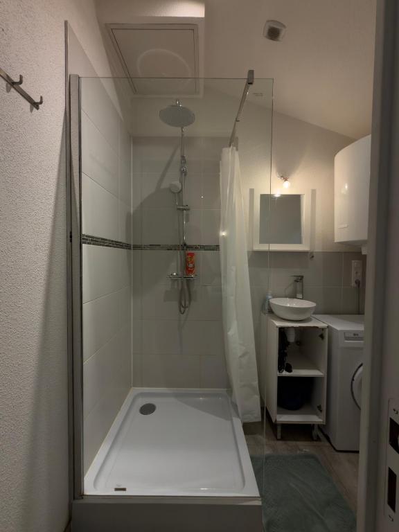 Le 6 - Joli petit studio, Centre ville - stationnement gratuit – photo 3