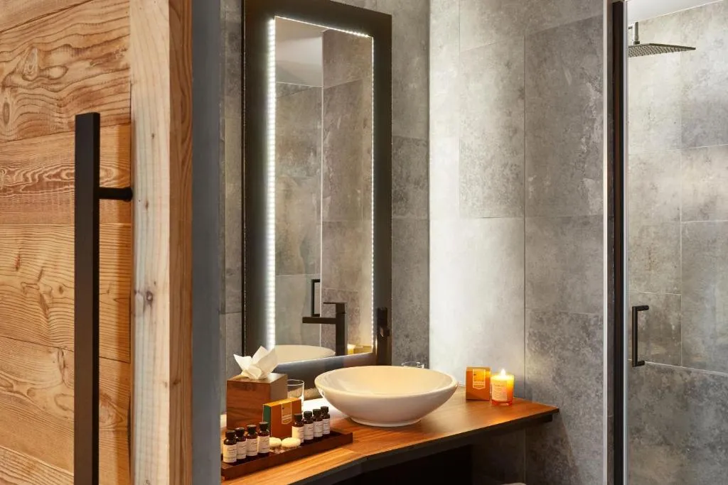 Suite with High Tea (dec-april) and Aquapark access