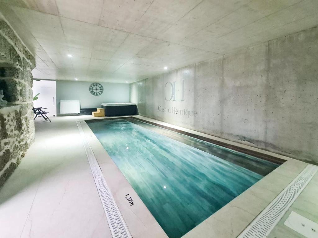 Casa d'Henrique Retreat Pool and Spa - 14