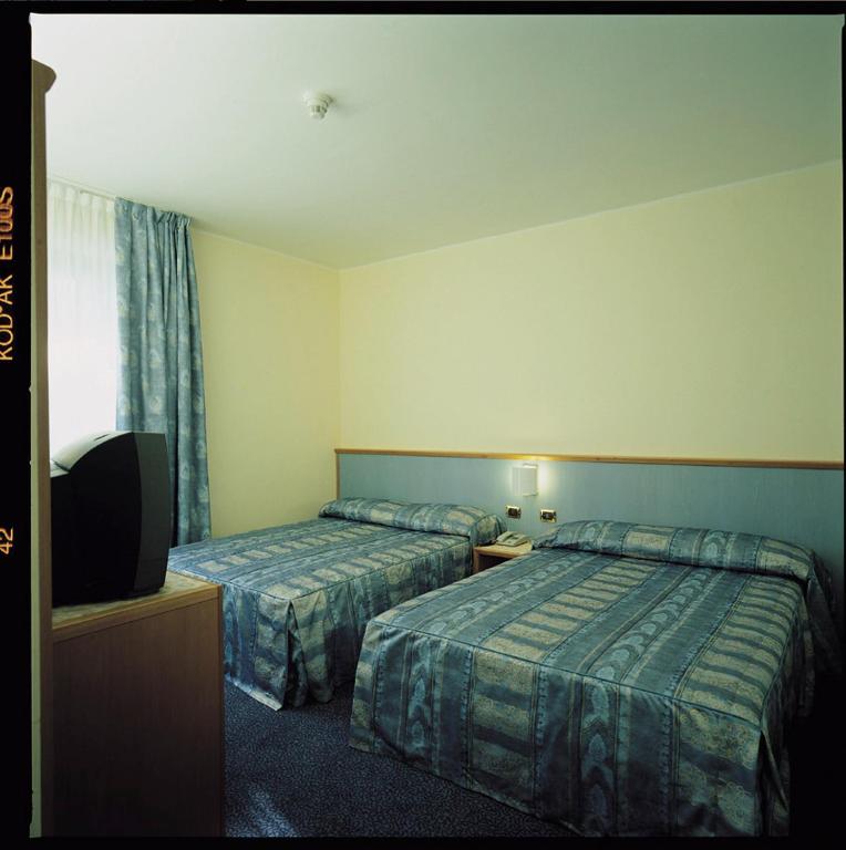 Hotel & Loisir Le Ruote - Chambre Quadruple Standard