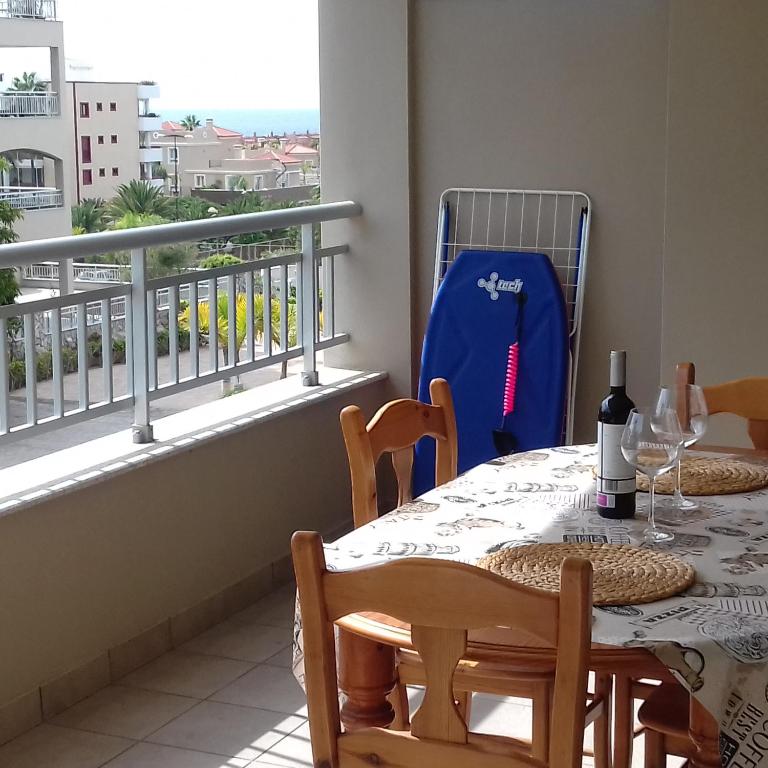 A balcony or terrace at Apartamento Sunset