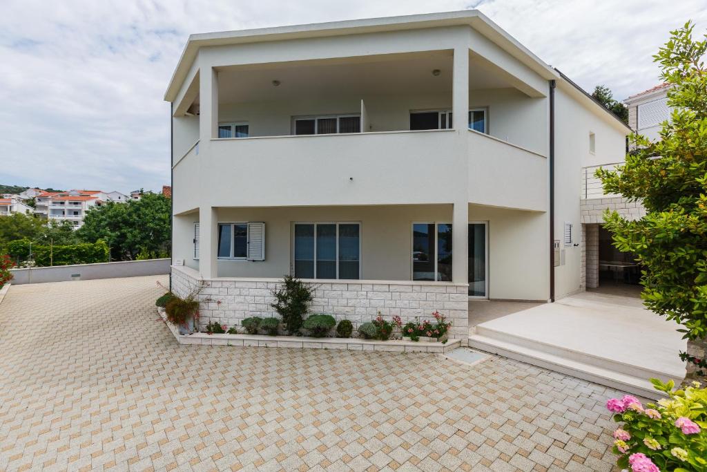 Budova, v ktorej sa apartmán nachádza