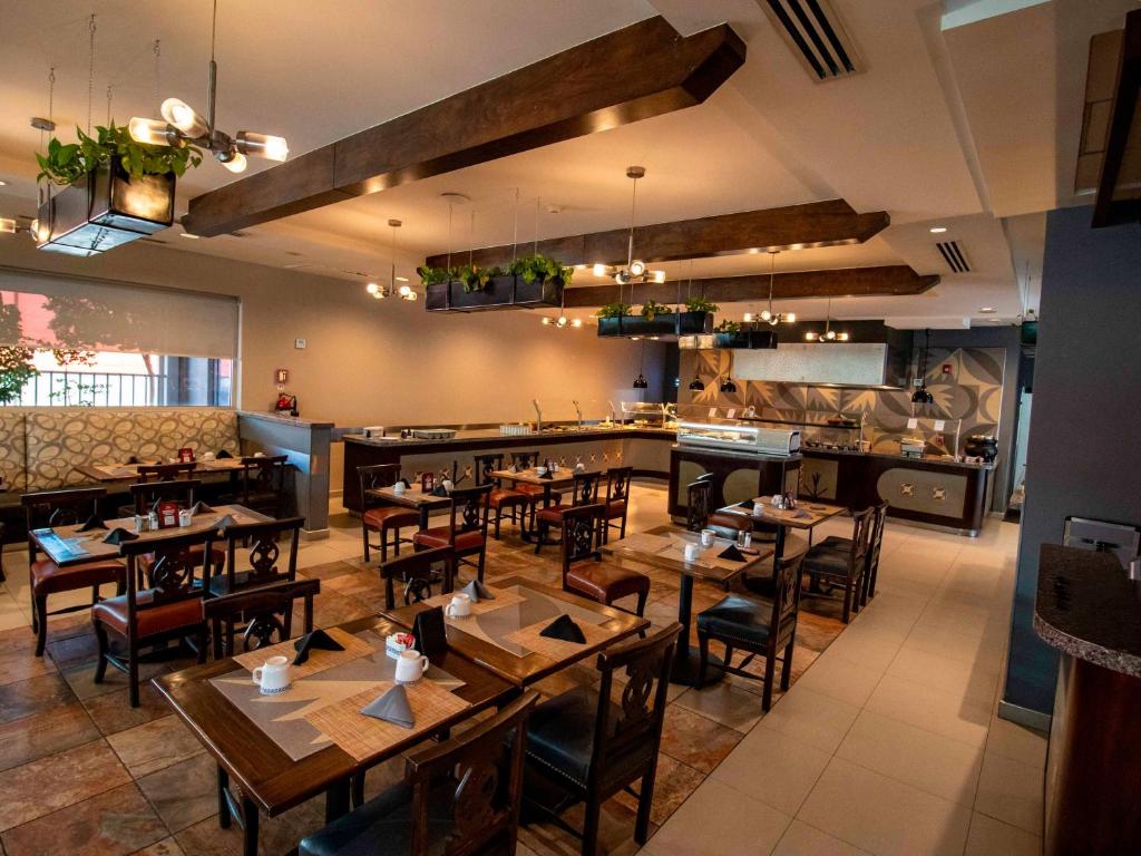 Hotel Mirra San Luis