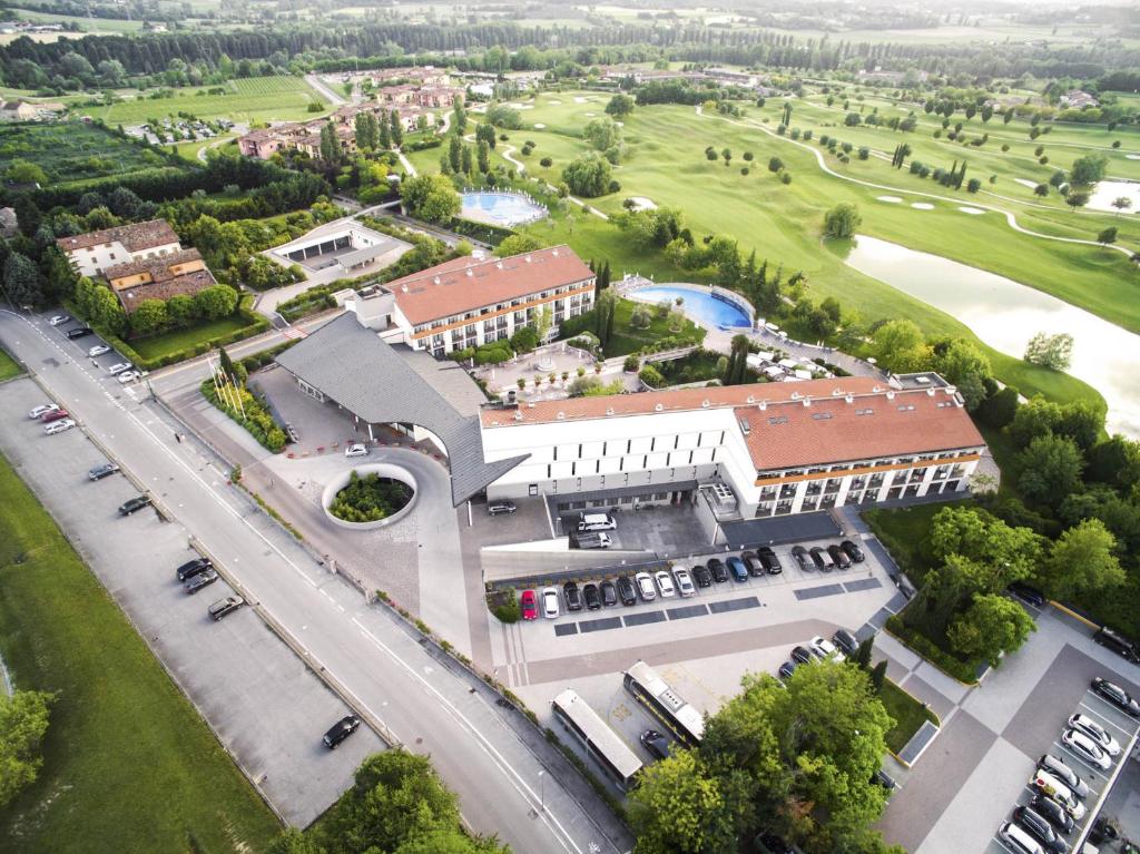 Letecký snímek ubytování Parc Hotel