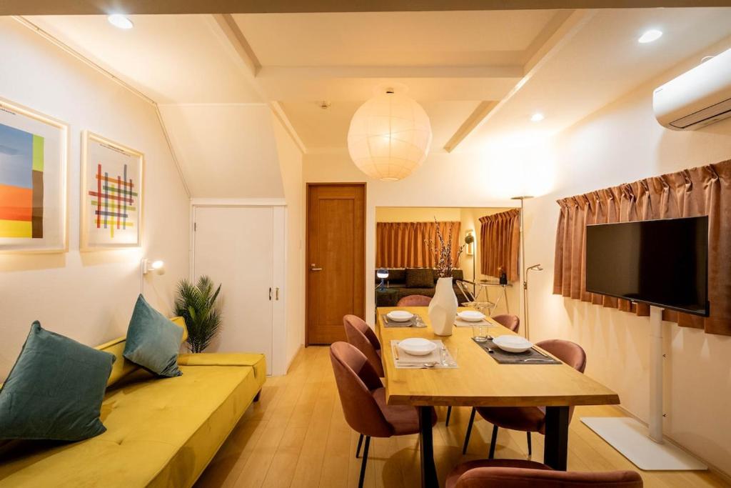 Urban Apartment Temma