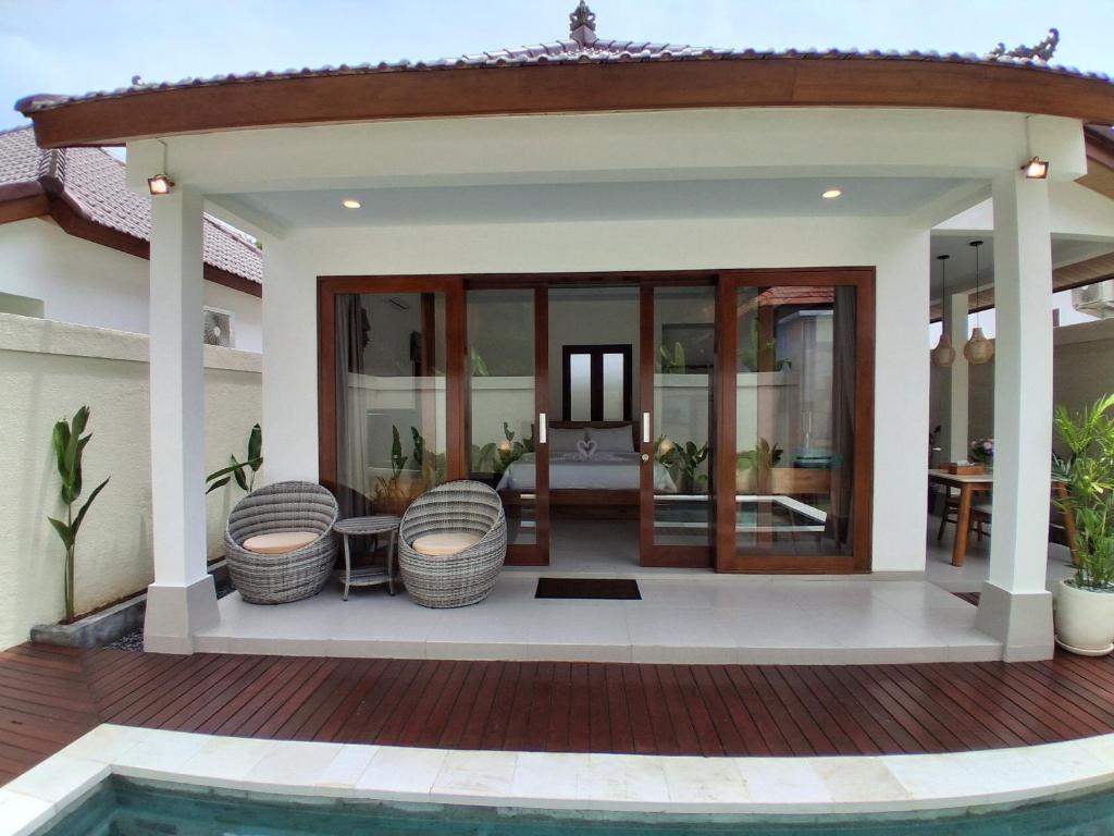 لابی و فضای عمومی PURI SEMESTA Villa - تصویر ۵