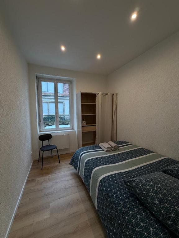 Le 13 - Petit F2 rénové Mulhouse centre - stationnement gratuit – photo 2
