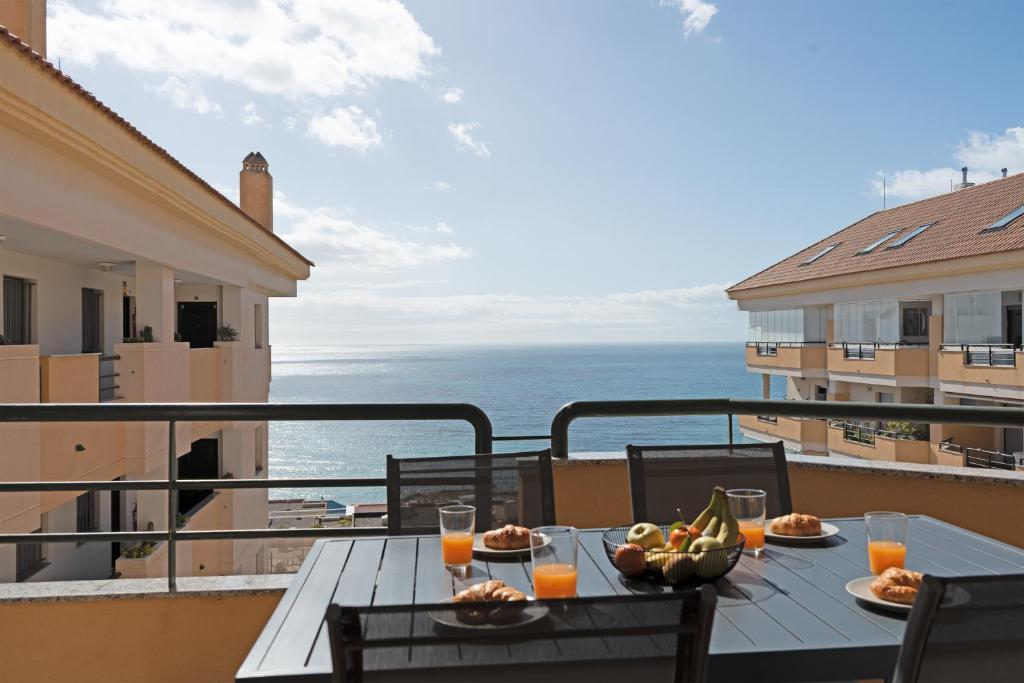 4 Bed Duplex with Stunning Sea Views