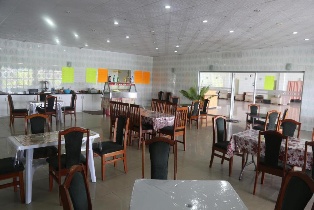 Restaurace v ubytování Funworld Plaza Hotel