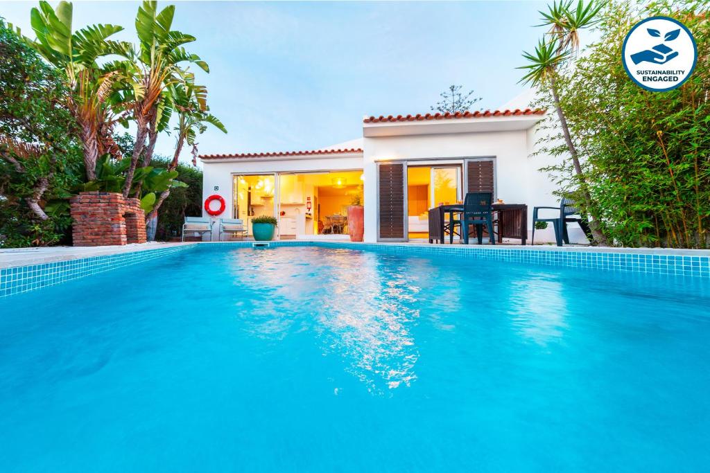Villa Rafaello - com BBQ e piscina em Albufeira