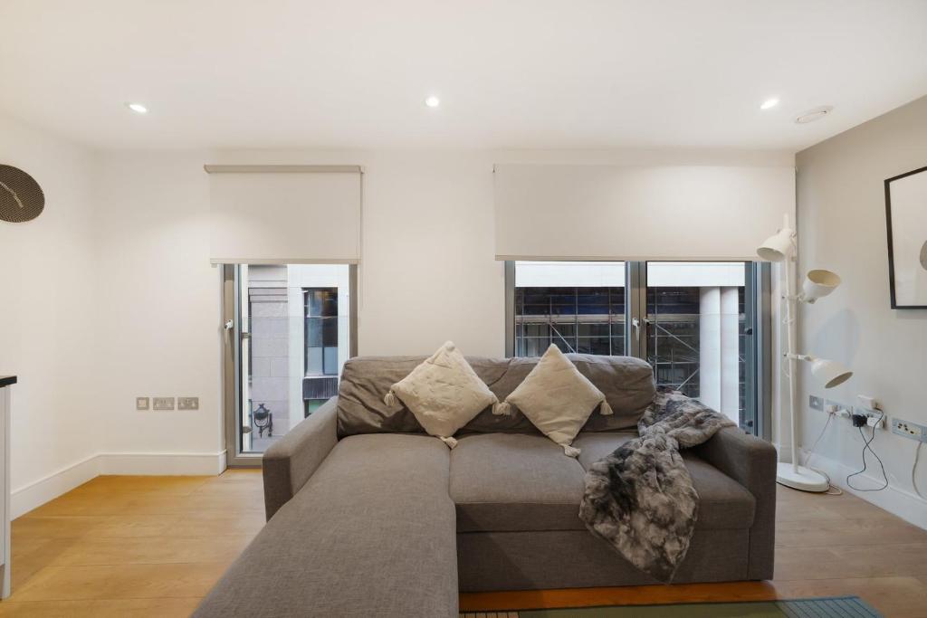 Modern Apartments in Bayswater Central London FREE WIFI & AIRCON by City Stay Aparts London - 