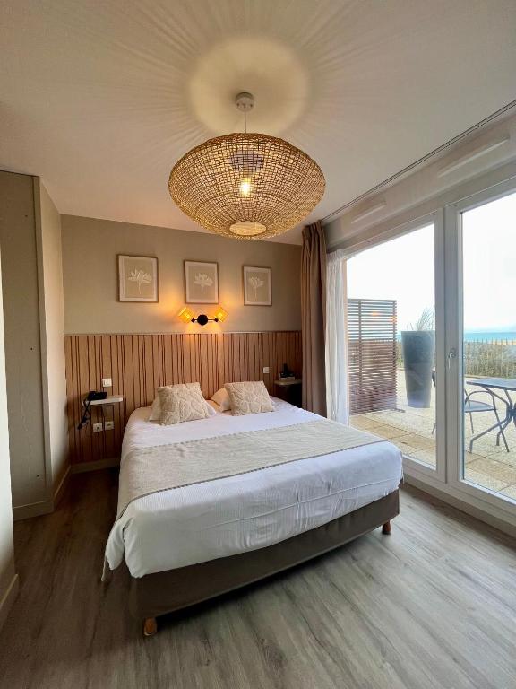 Logis- Hôtel de la Baie de Wissant & Appartements - Double Room With Sea View