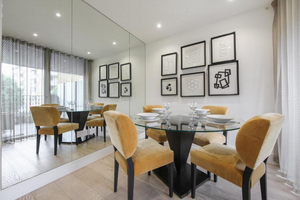 Lux 2 & 3 Bed Apartments in Camden Town FREE WIFI by City Stay Aparts London - 