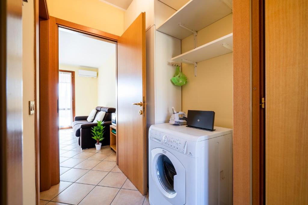 Desenzano-Sirmione - Lake 1 min - Pool, Parking, AC