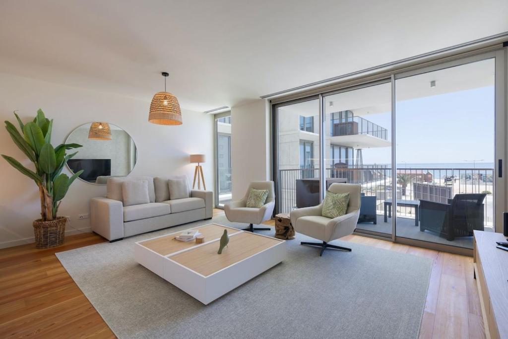 Luxury seaview Bayline