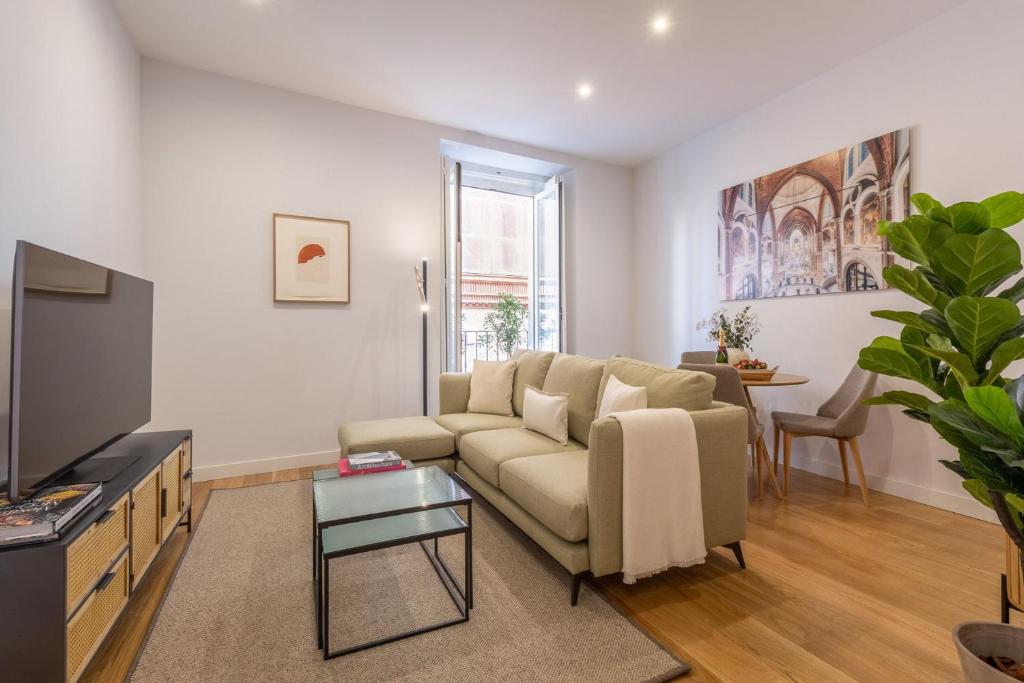 Charming Apartment in the Heart of Las Letras