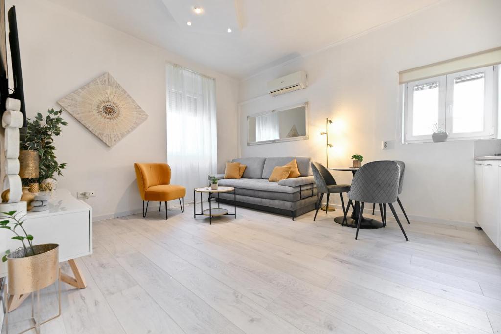 Apartment Populare - 6