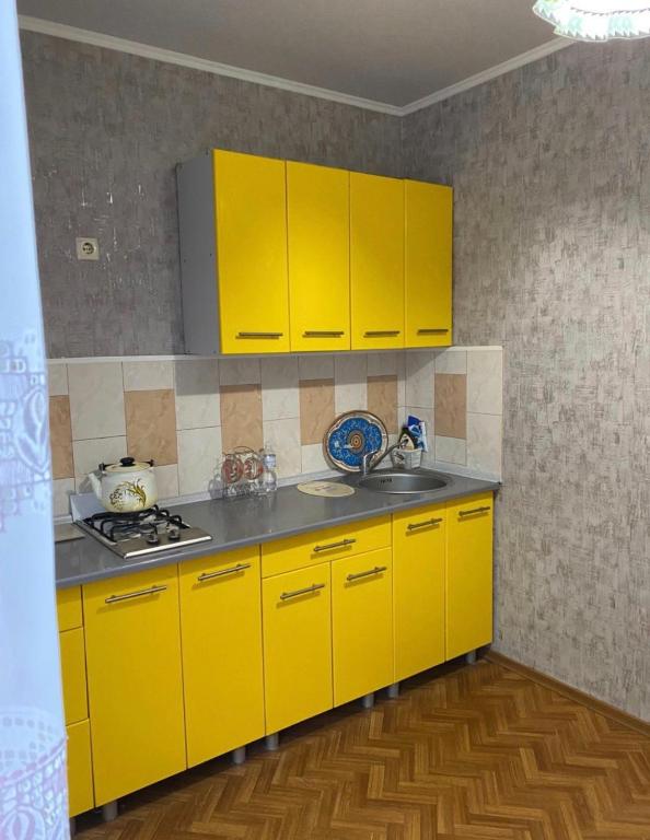 1k kvartyra Topol 1 Kosmycheskaia, 12 kvartal photo 6
