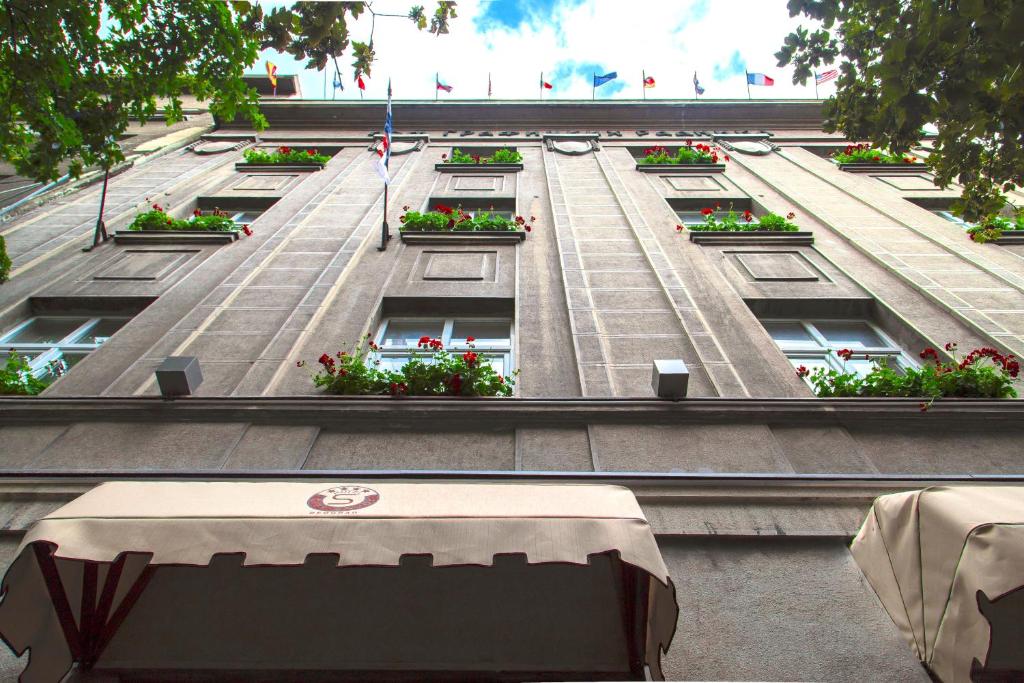 Budova, kde se hotel nachází