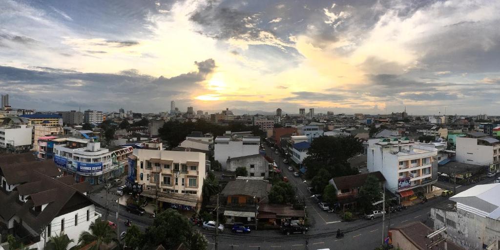 Nespecifikovaný výhled na destinaci Hat Yai nebo výhled na město při pohledu z hotelu