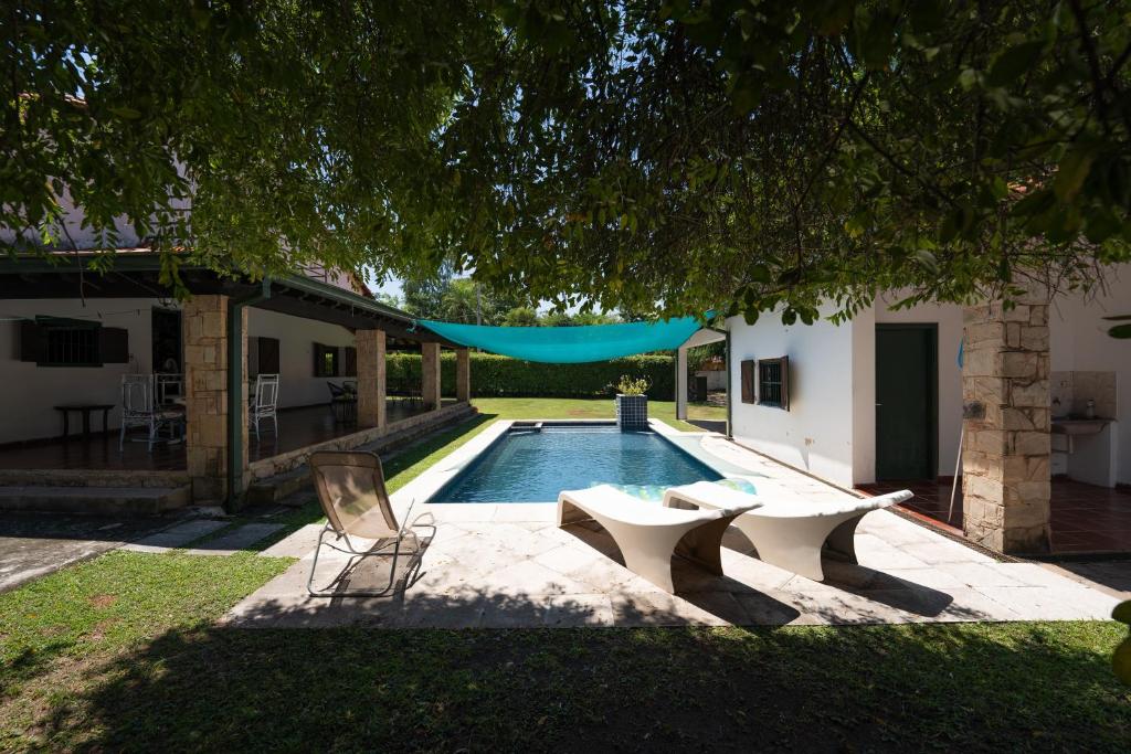 Басейн в Casa Bea або поблизу