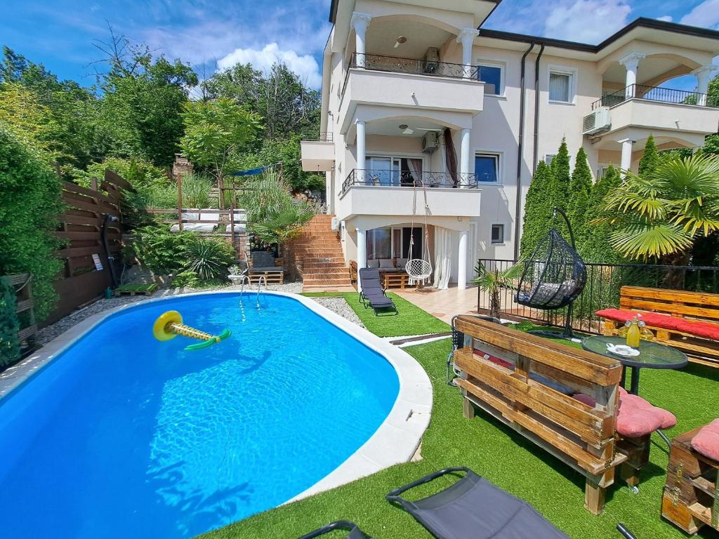 Holiday house with a swimming pool Lovran, Opatija - 24076