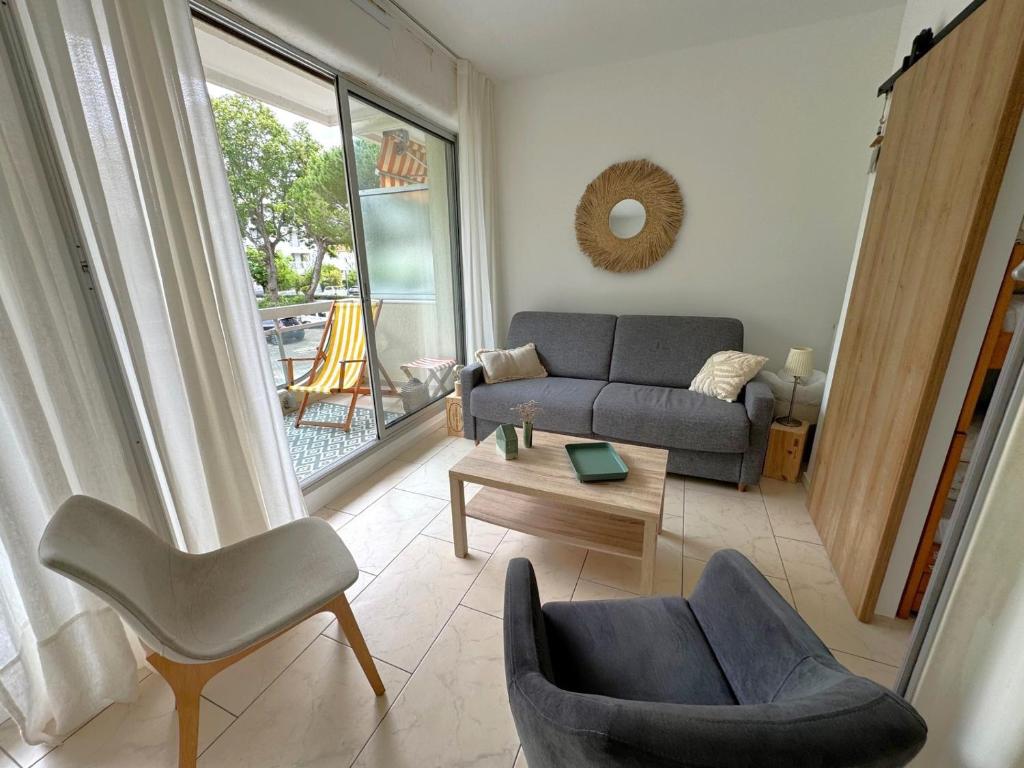 Appartement à Arcachon : Plage à 50m, Terrasse, Parking, WIFI, 4 Pers