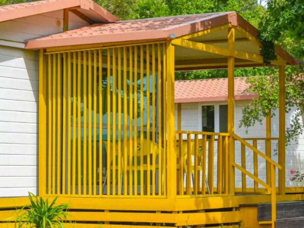 Bungalow de charme avec terrasse - 5 pers, 2 chambres, espace jardin