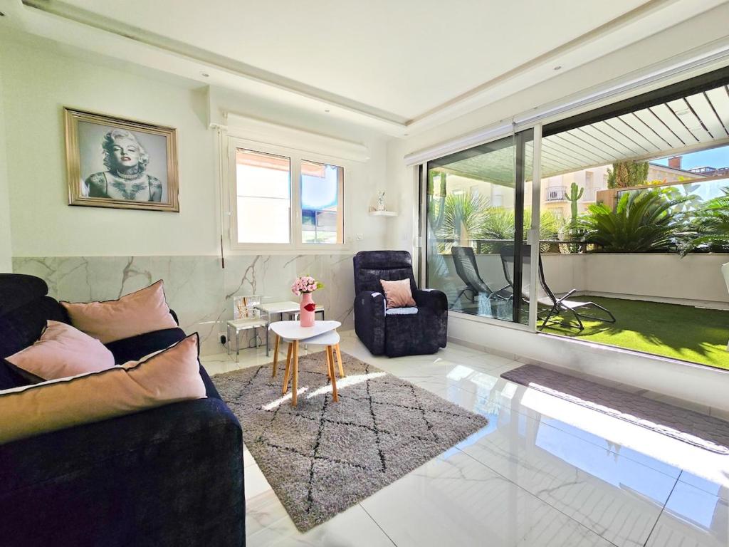 51m2 Gray d'Albion, Croisette, terrasse & clim