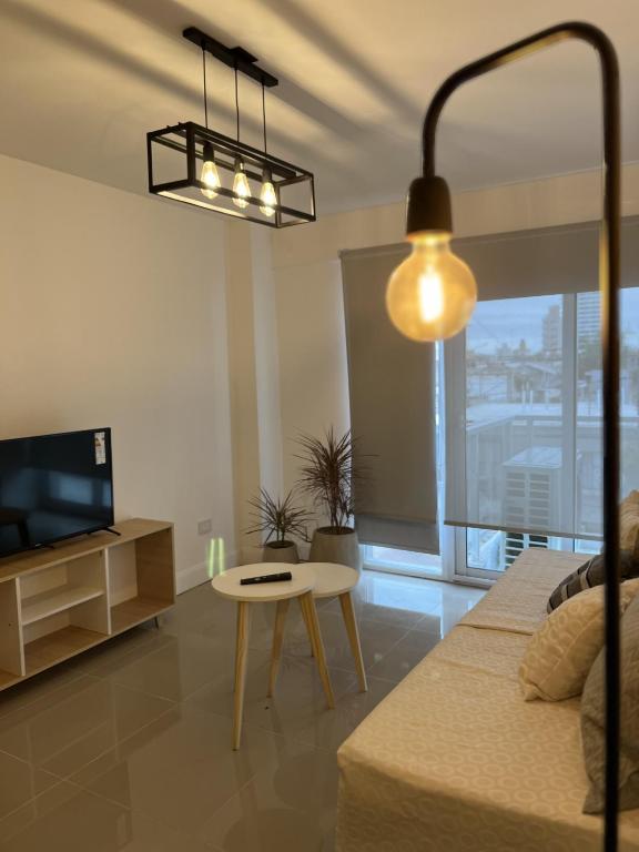 Esmeralda Apart a Estrenar