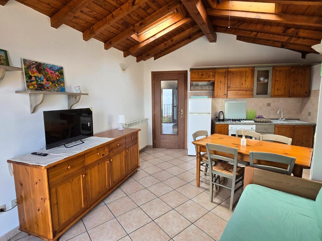 Casa Nadia - Apartment With Mountain View
